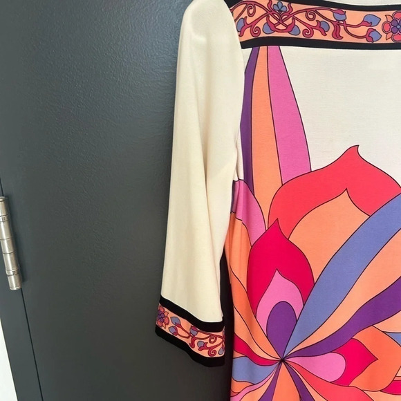 Beautiful Donna Morgan bright/cream dress  size 6- stunning dress mint condition - Picture 2 of 5